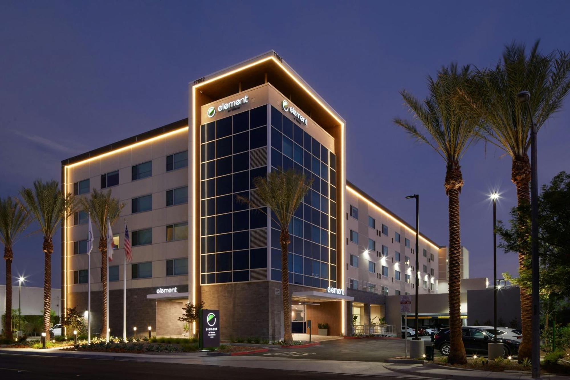 Element Irvine Hotel Exterior photo